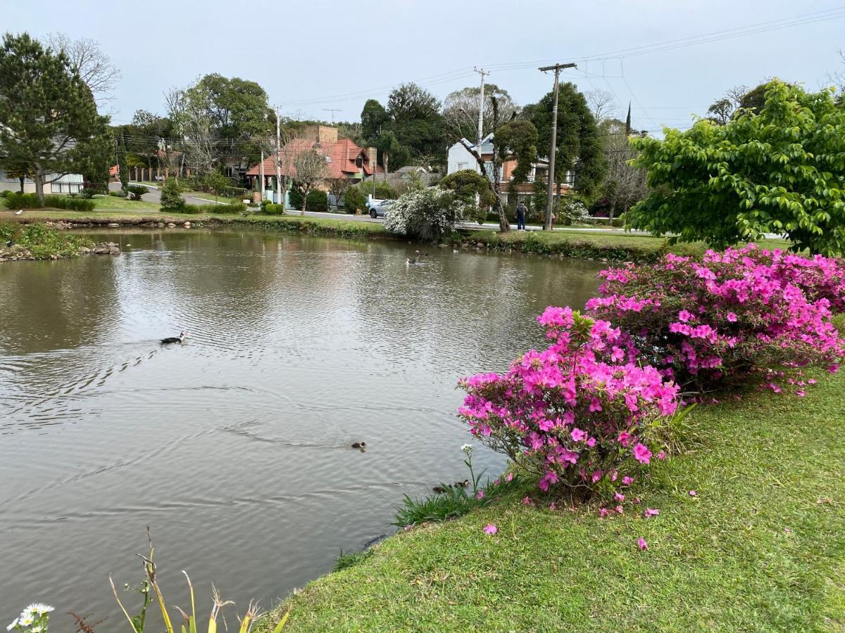 2 Suite, 1 Dormitorio Em Meio A Mata Araucaria A 1,5 Km Centro, Altos De Gramado Luaran gambar
