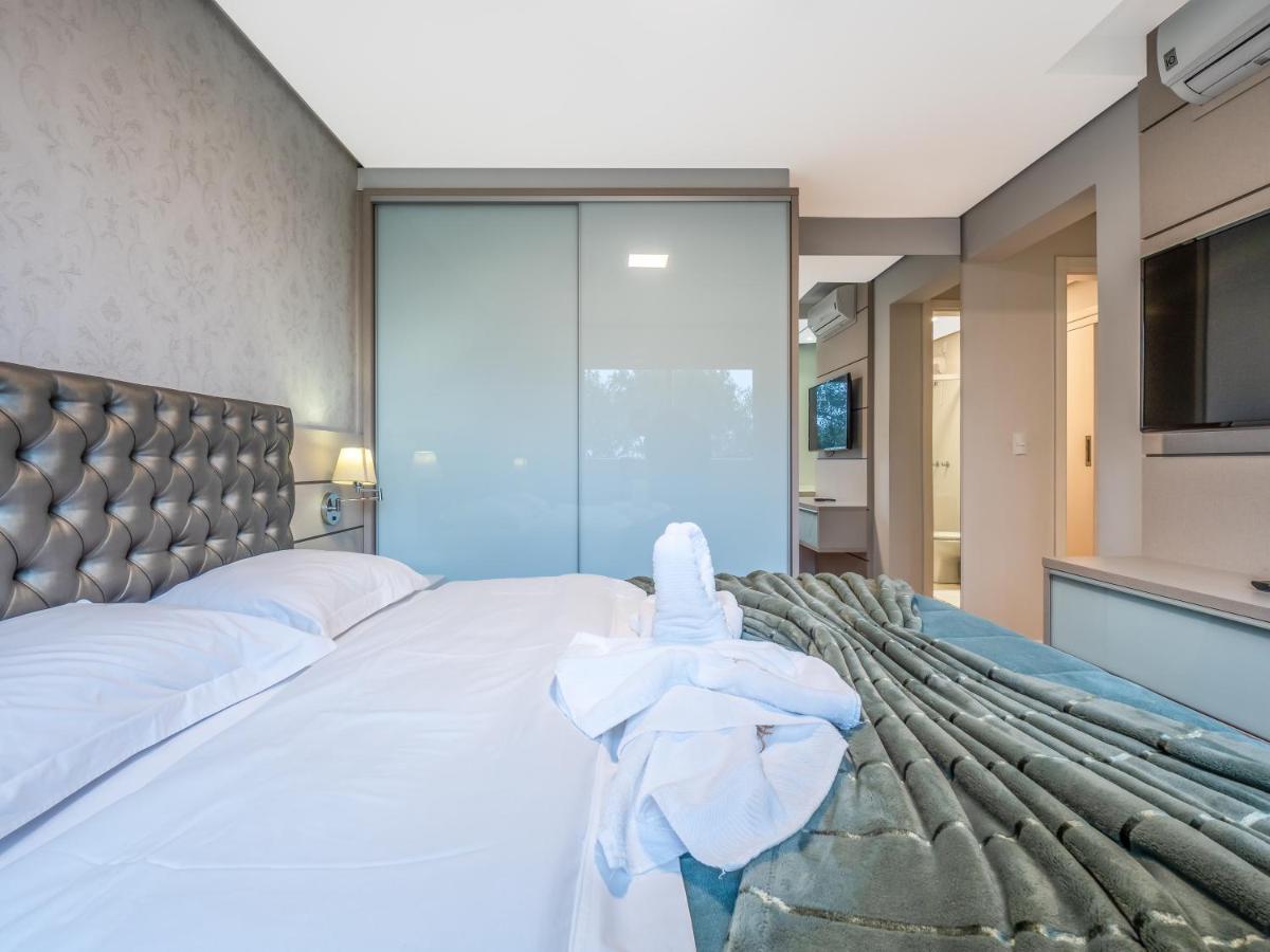 2 Suite, 1 Dormitorio Em Meio A Mata Araucaria A 1,5 Km Centro, Altos De Gramado Luaran gambar